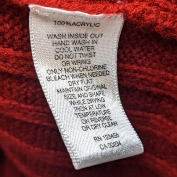 Lord & Taylor Petite Red Cowl Neck Sweater 🔥 - Picture 8 of 9